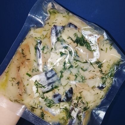 Кусочки скумбрии в масле с укропом, кг