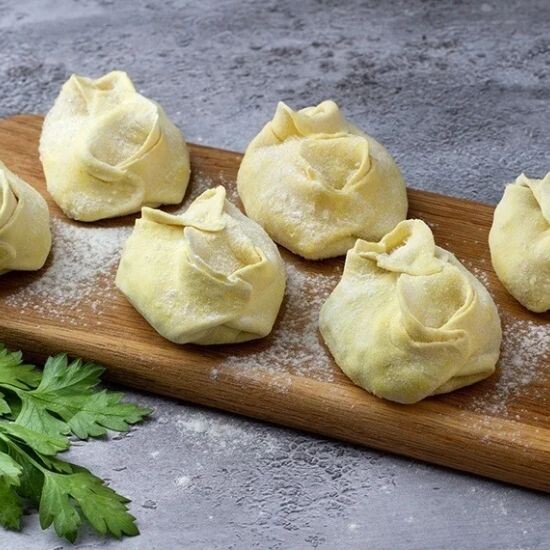 Манты с говядиной и свининой