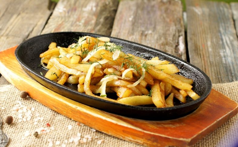 Картофель жареный на сковороде