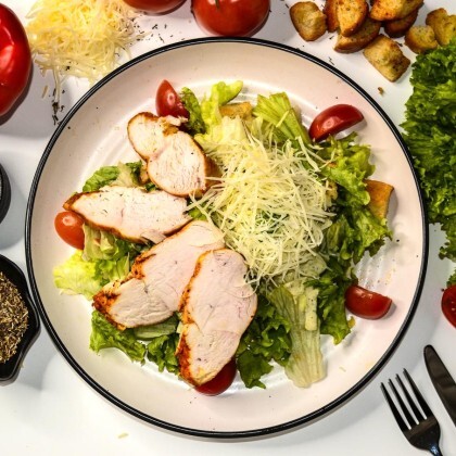 Цезарь с курицей