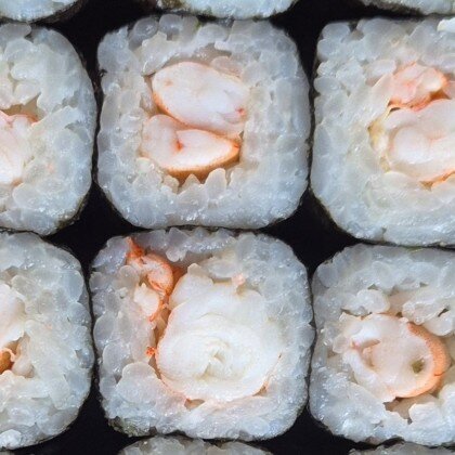 Ролл с креветкой и сыром