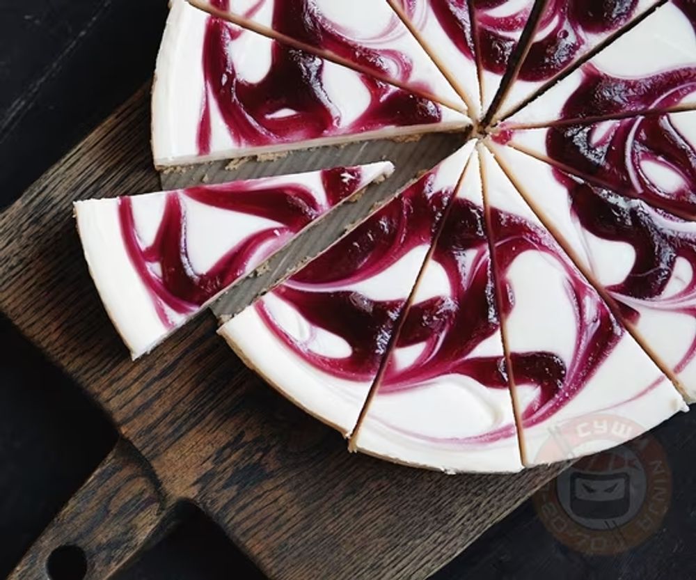 Чизкейк Нью-Йорк с клубникой