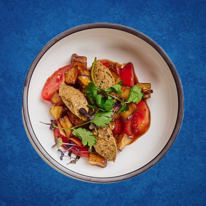 Салат из баклажанов с соусом Гамадарри и ореховой начинкой