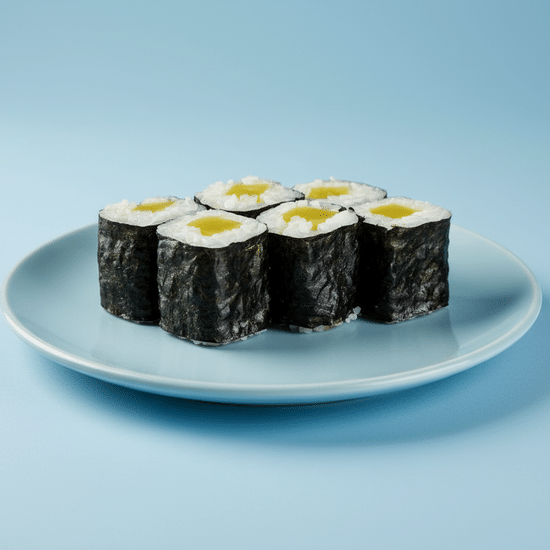 Маки с Дайконом Такуан