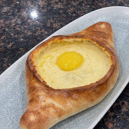 Хачапури по-аджарски