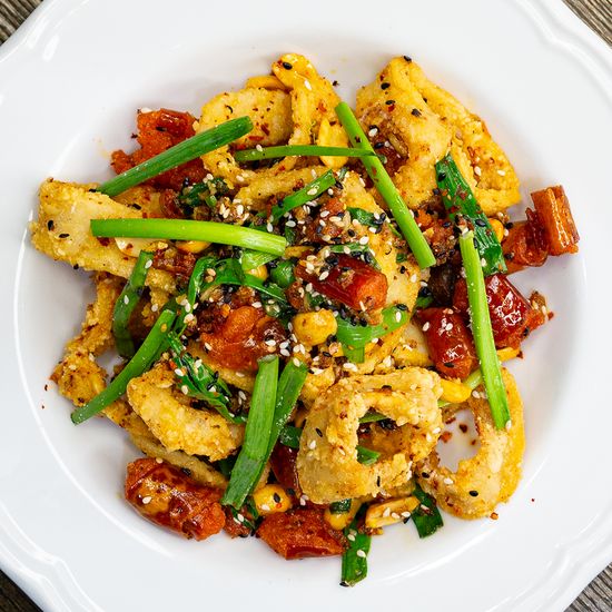 Кольца кальмара с чили-арахисом