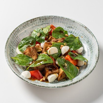 Салат с хрустящим баклажаном