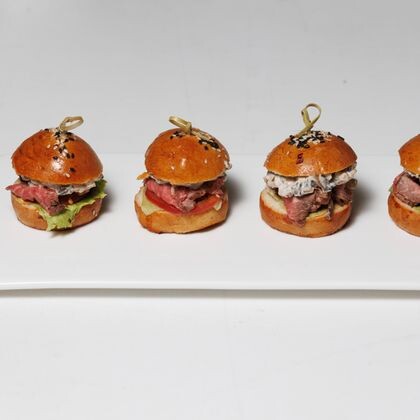 Мини бургеры с ростбифом