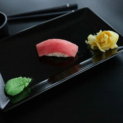 Нигири с тунуом