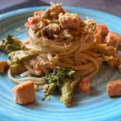 Тальятелле с лососем