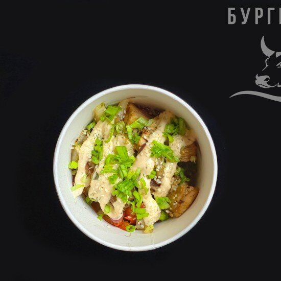 Тёплый салат с курицей