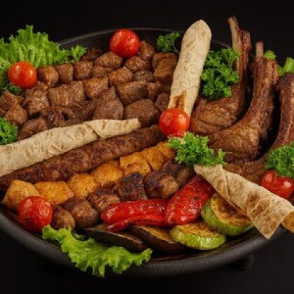 Ассорти мяса в садже с овощами