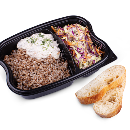 Гречневая каша с жульеном и салатом Клоу Слоу