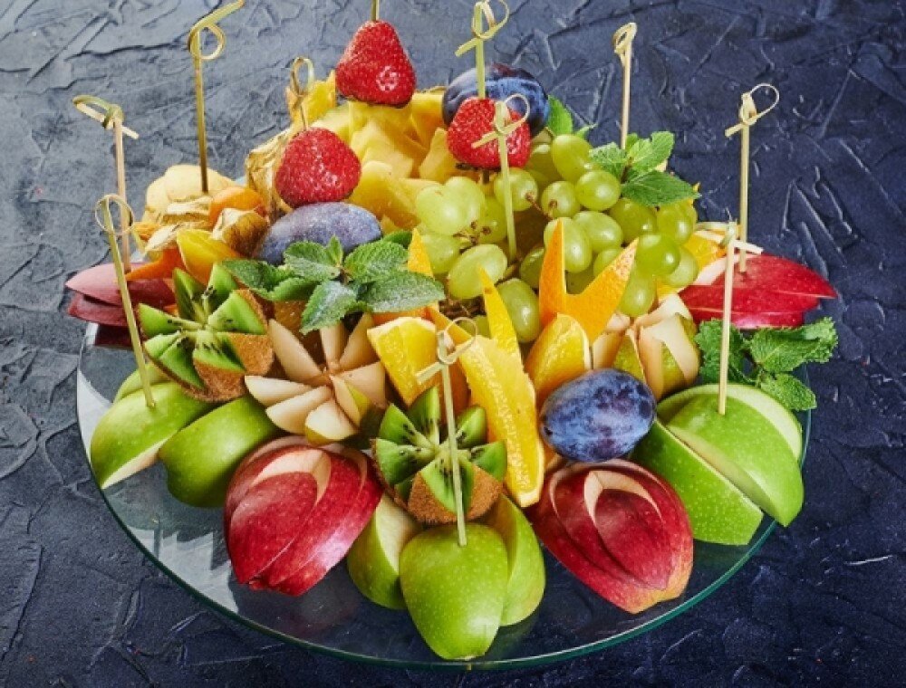 Фрукты сезонные