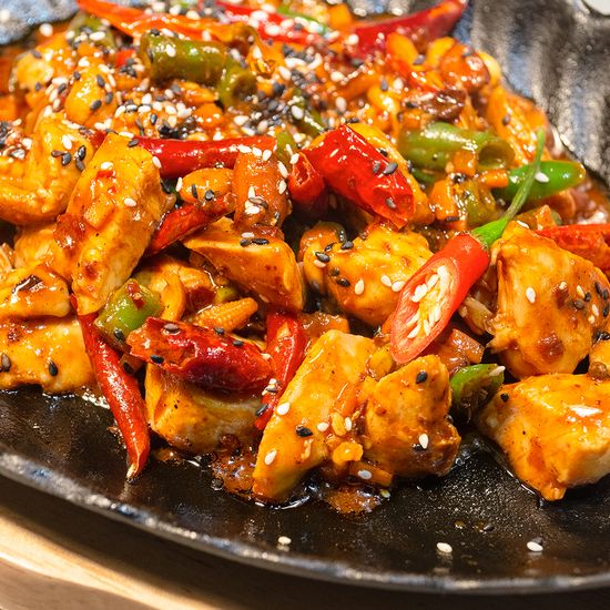 Курица Гун Бао. Будет очень остро!