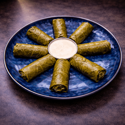 Долма в виноградном листе