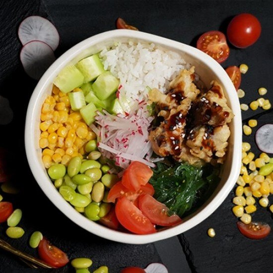 Поке с хрустящей курицей