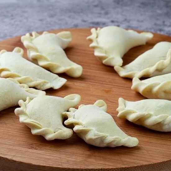 Вареники сладкие с вишней