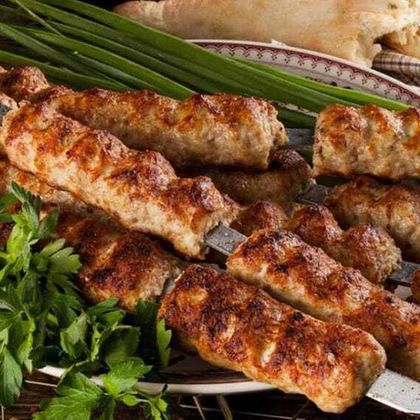 Люля-кебаб из свинины и телятины