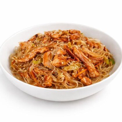 Фунчоза с курицей терияки и овощами