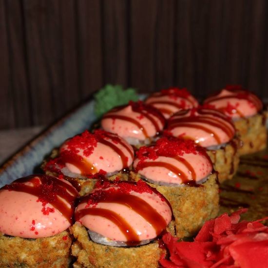 Маки док с лососем